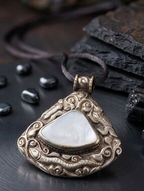 Handcrafted Silver-Tone Mother of Pearl Pendant Tribal Pattern